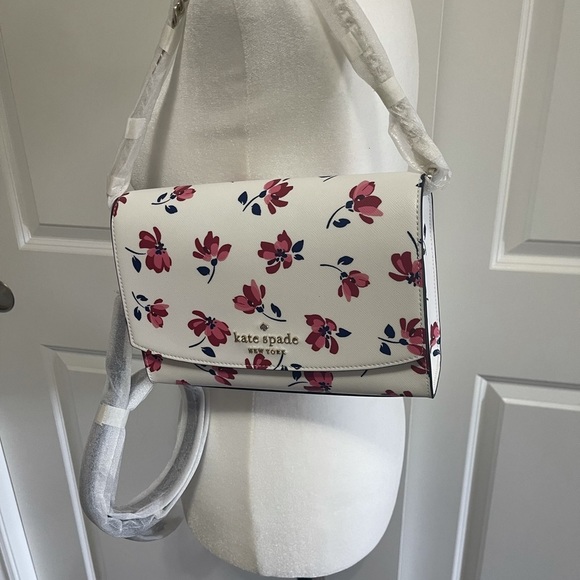 NWT Kate spade flower bag - Picture 1 of 7